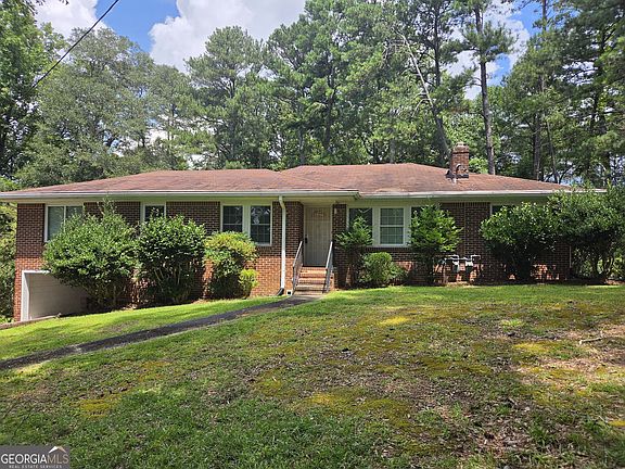 2nd image of 3335 Flat Shoals Rd S