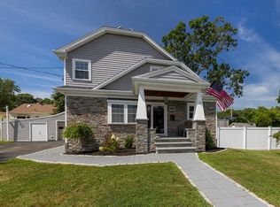 1085 Victoria St, New Bedford, MA 02745