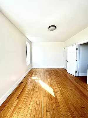 Rented by A&E Real Estate Management | media 10