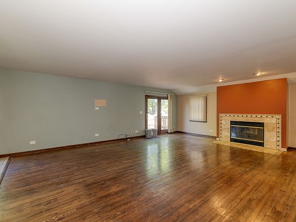 2nd image of 130 Canton Ln