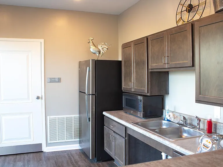 Adair Court — Photo 19