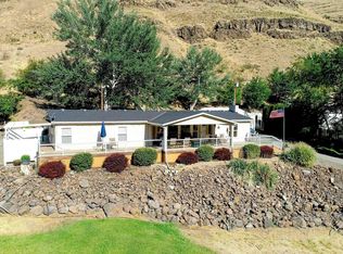 16372 Snake River Rd, Asotin, WA 99402