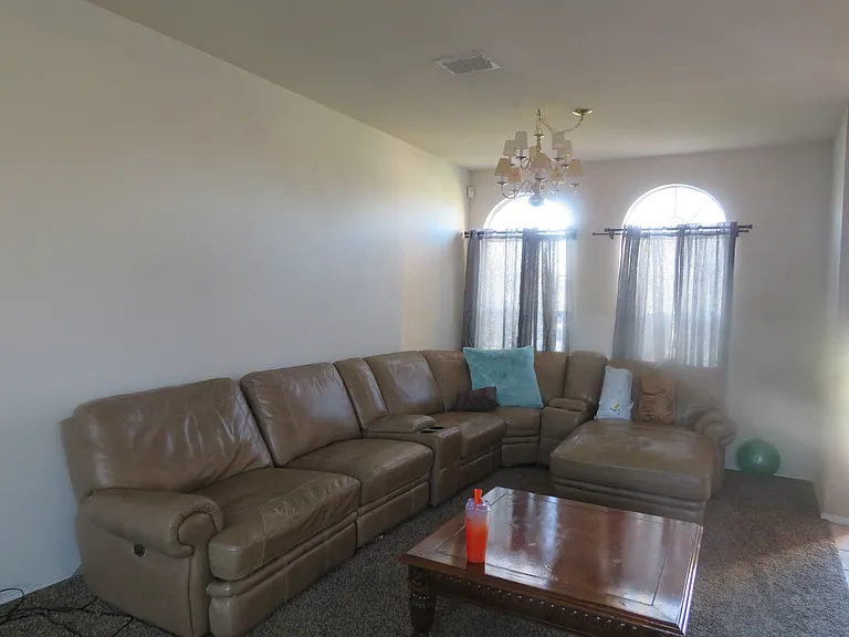3104 Deleon Dr — Photo 25