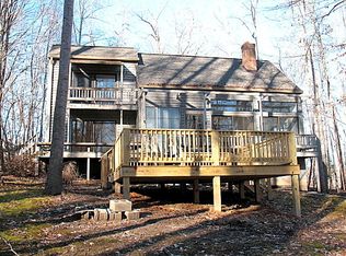 950 Lovelace Rd, Pelham, NC 27311