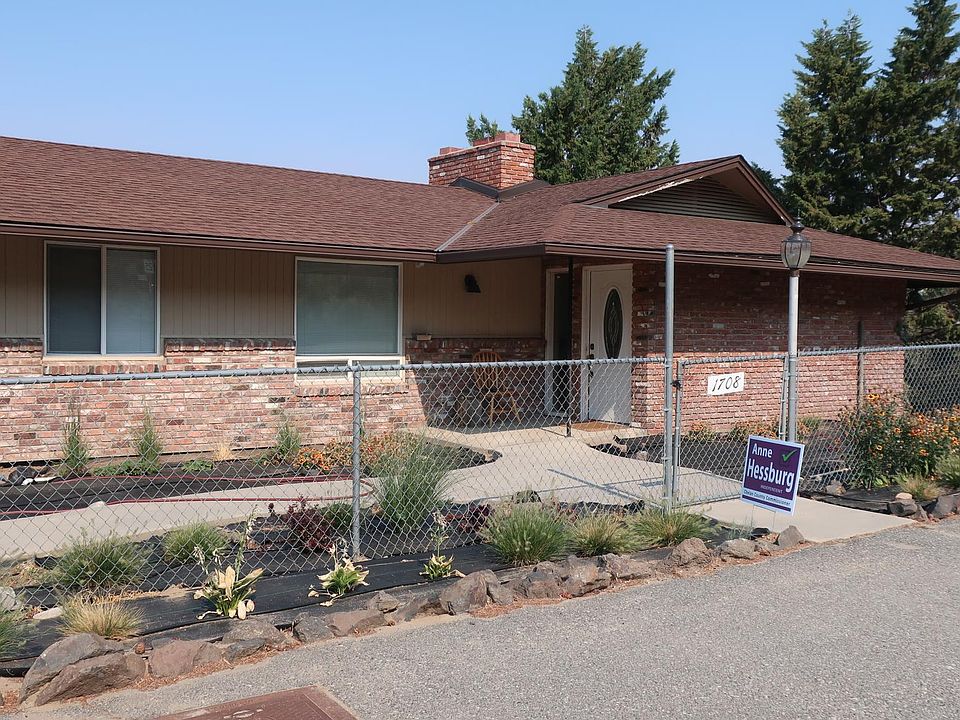 1st image of 1708 Skyline Dr #B