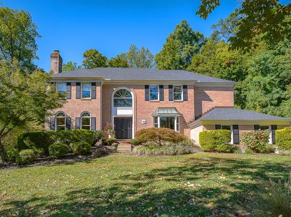 215 Cornell Dr, Bryn Mawr, PA 19010