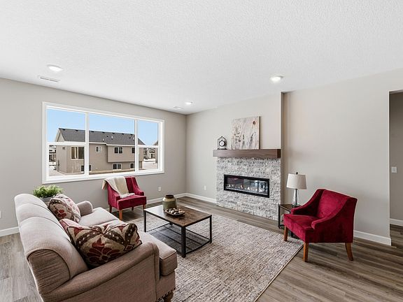 5th image of 1037 E Meadowsweet Dr