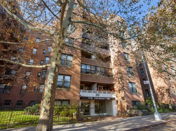 100 Ocean Parkway image 11 of 11