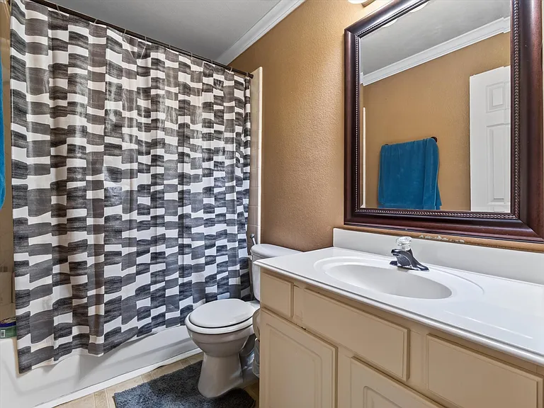 7912 Riverwalk Trl — Photo 26