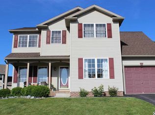 17 Dove Ct, Dillsburg, PA 17019