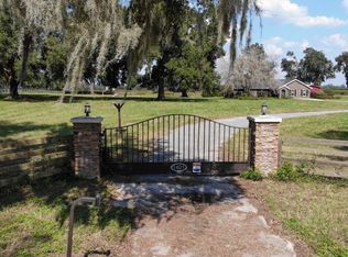 1401 NE 100th St, Anthony, FL 32617