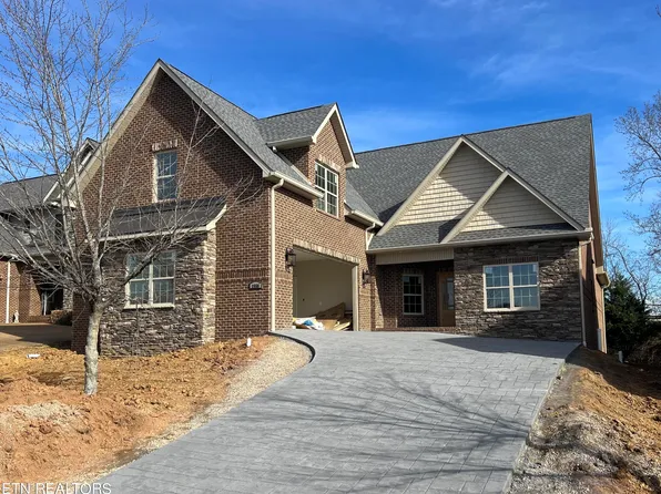 1554 Tsuga Dr, Alcoa, TN 37701