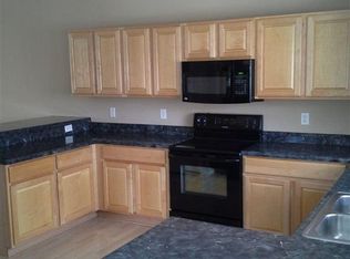 22710 Goddard Rd #29, Taylor, MI 48180