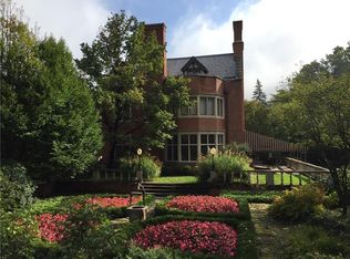 116 Woodland Rd, Pittsburgh, PA 15232