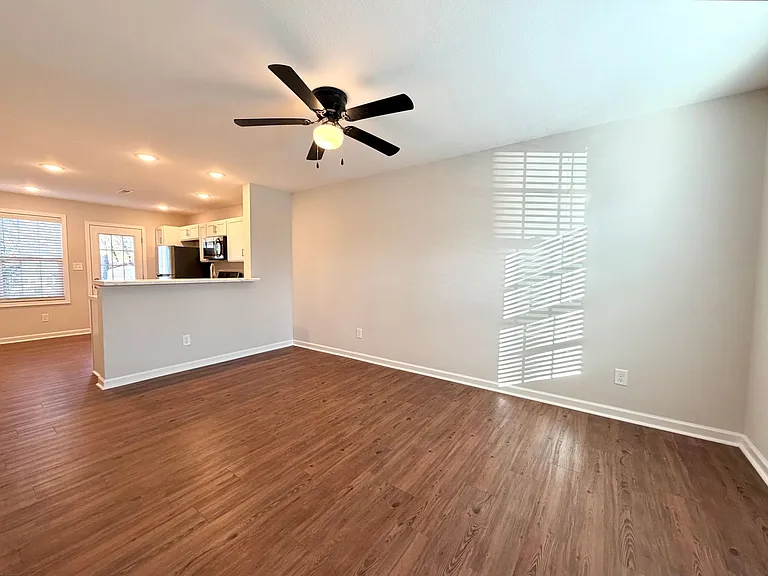 509 Britton Springs Rd — Photo 2