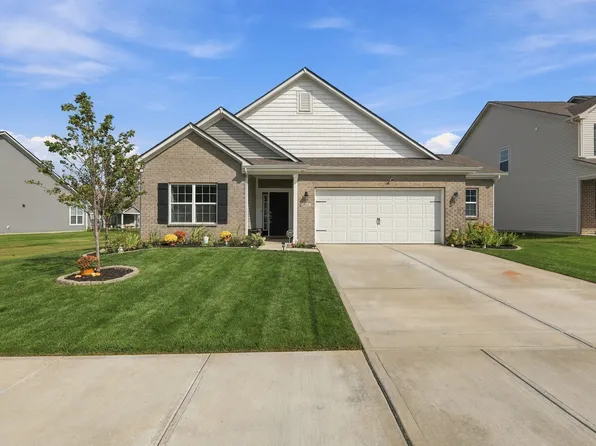 17896 Paula Walk, Westfield, IN 46074