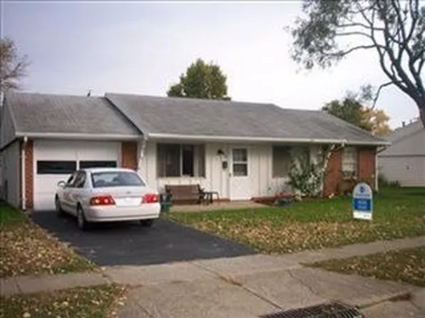702 Bayberry Dr, New Carlisle, OH 45344