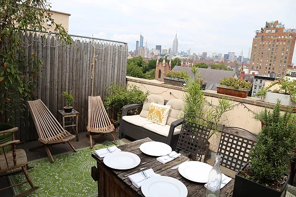 Rented by The Downtown LLC | media 35