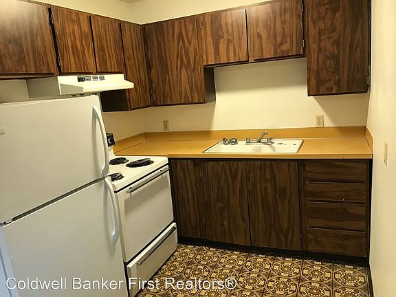 3rd image of 17 S Roosevelt St APT G