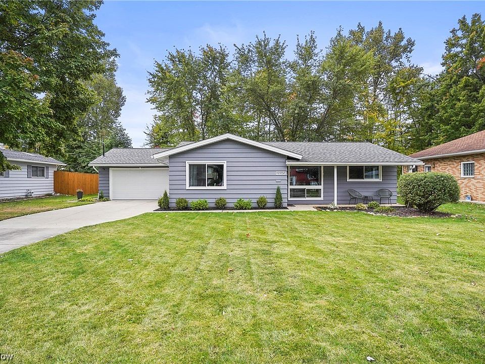 1st image of 21375 Willow Ln