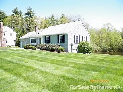 Front of home, w/Rear Pond View