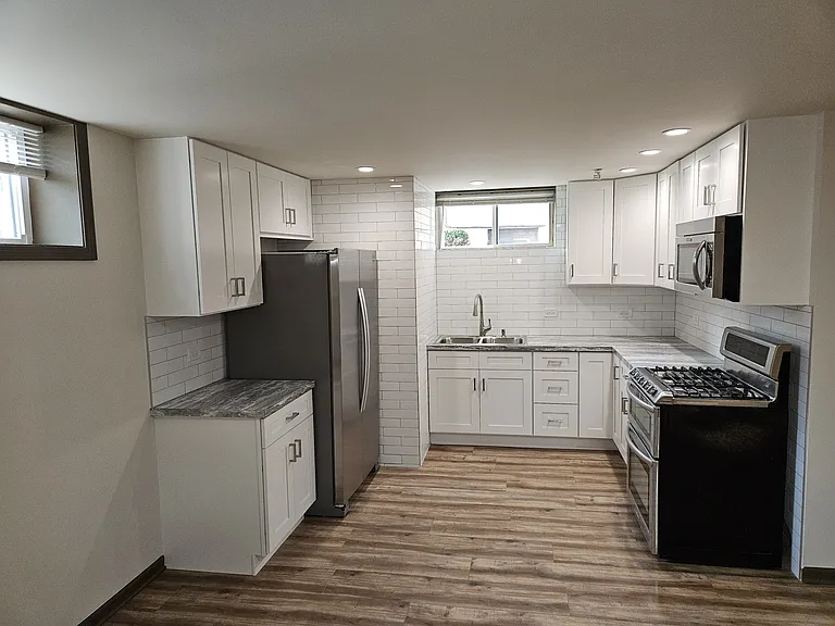5707 W Ridgemont Ln — Photo 3