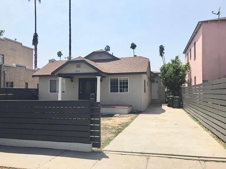 3723 Pueblo Ave #B — Photo 7