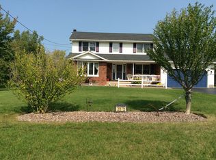 3975 Mapleton Rd, North Tonawanda, NY 14120