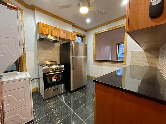 Rented by Target Realty Group | media 6