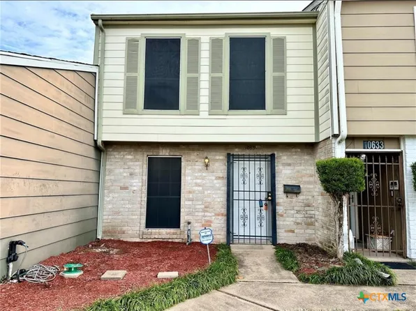 10631 Sandpiper Dr, Houston, TX 77096