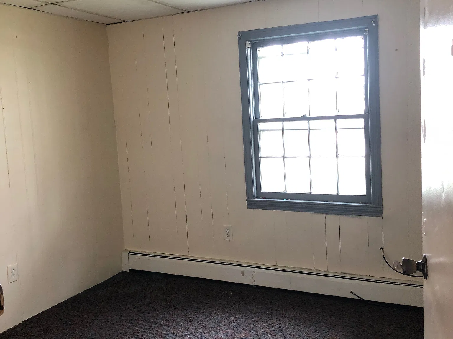 3 bed, 1000 sqft, $2,200 — Photo 3