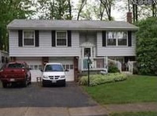 1738 Arthur Dr NW, Warren, OH