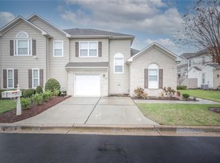 1604 Springwater Ct, Virginia Beach, VA 23456