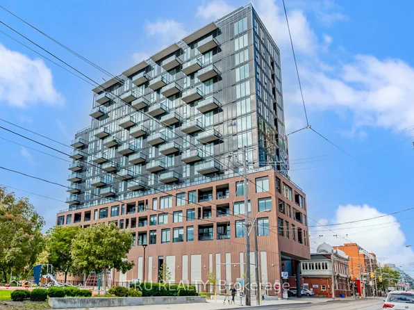 270 Dufferin St #Lph12, Toronto, ON M6K 0H8