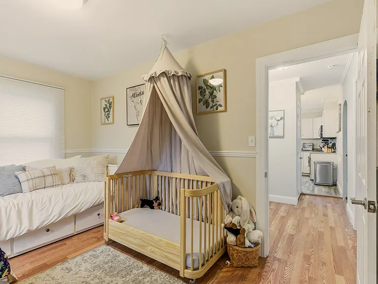 23 Cypress St — Photo 11