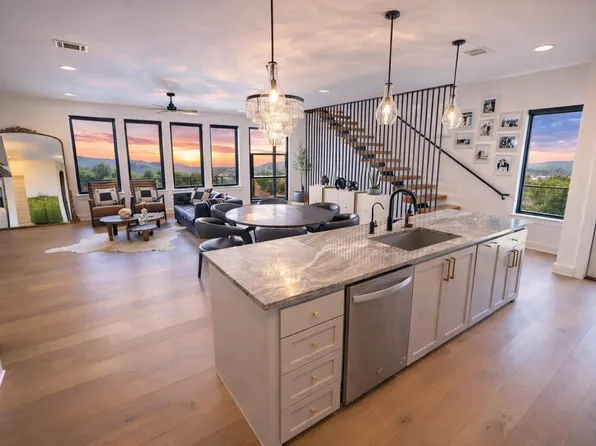 8501 Bronco Ln, Leander, TX 78645