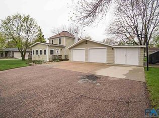 201 N Vandemark Ave, Hartford, SD 57033