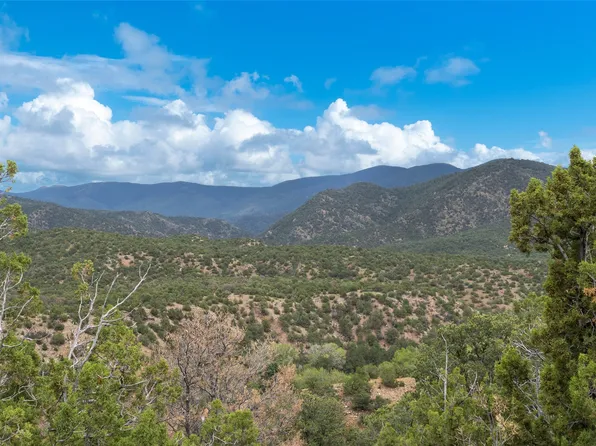 27 Mama Kay Way, Santa Fe, NM 87506