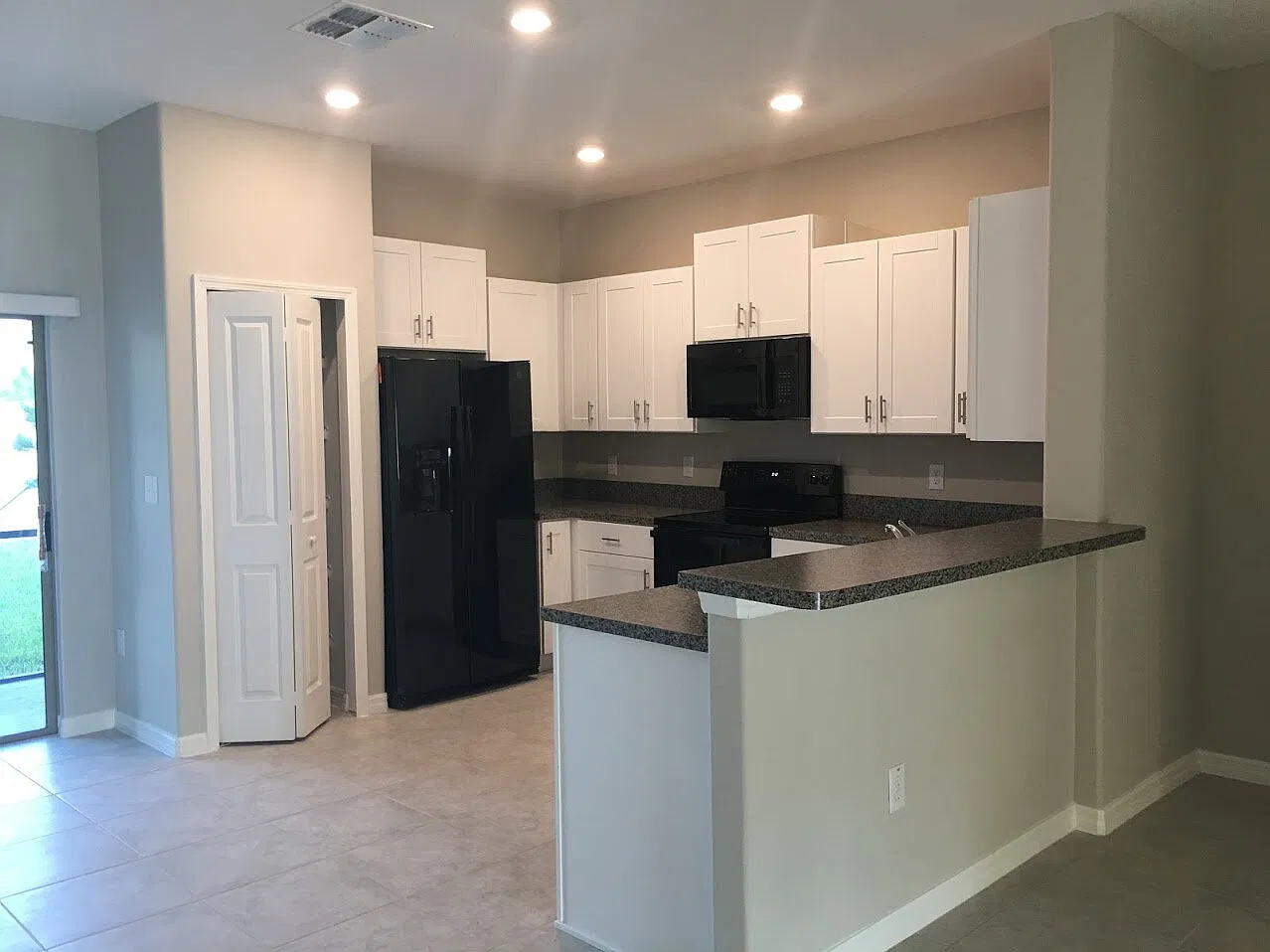 4530 Globe Thistle Dr, Tampa, FL 33619 — Photo 4