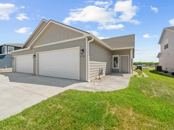 2731 Tim Rogers Ln, Salina, KS 67401