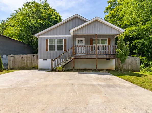 619 Cascade Dr, Dalton, GA 30720