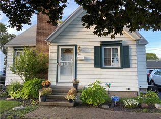 68 Shady Lane Dr, Rochester, NY 14621