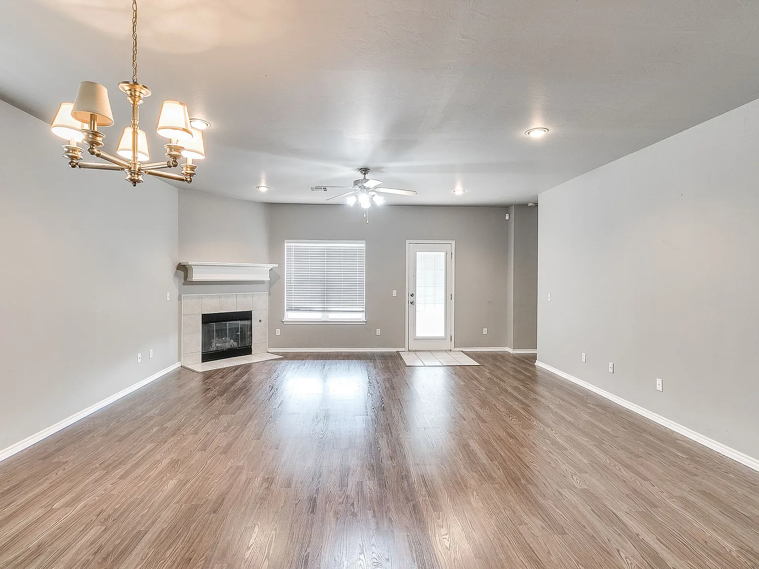 3 bed, 1411 sqft, $1,425 — Photo 4