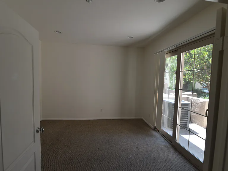 1299 Blue Jean Way #2 — Photo 2