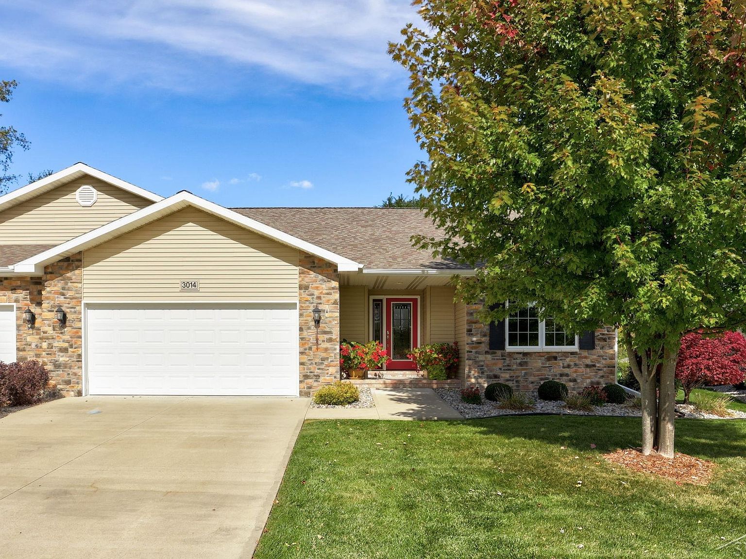 3014 Mackinaw Meadows Dr, Saginaw, MI 48603 Zillow