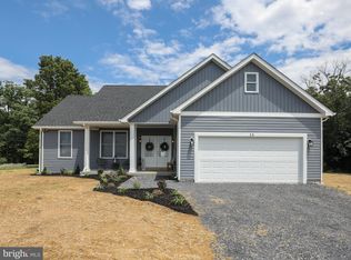 15 Sunset Village Rd, Front Royal, VA 22630
