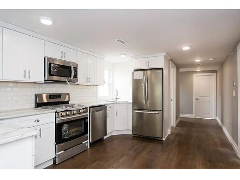 18 Everett Ave #3 — Photo 8