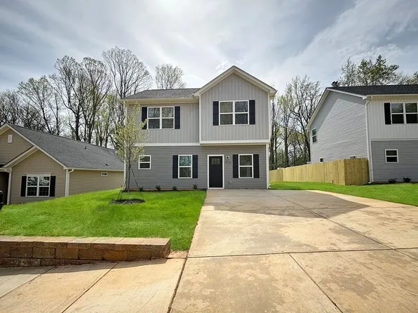 2645 Hemphill St, Charlotte, NC 28208
