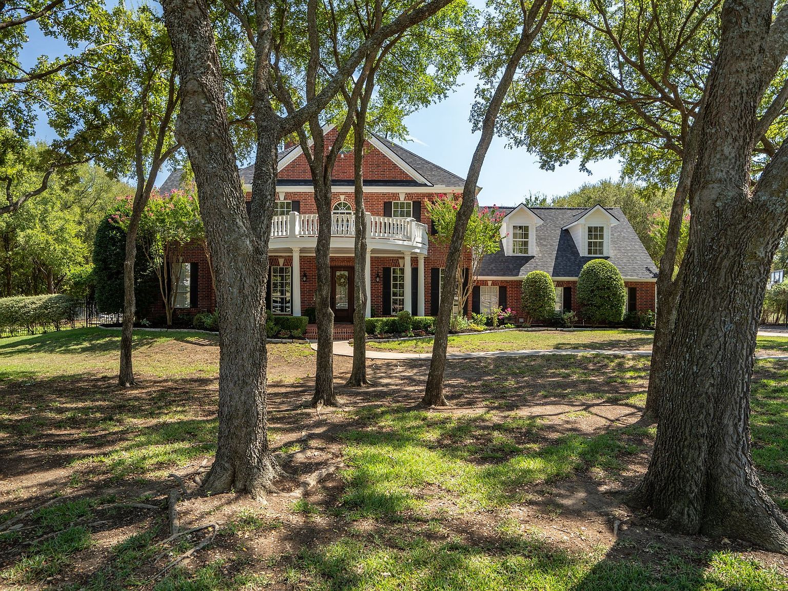 House on the hill トート　Argyle Harvest Argyle, TX 76226 | Realtor.com®