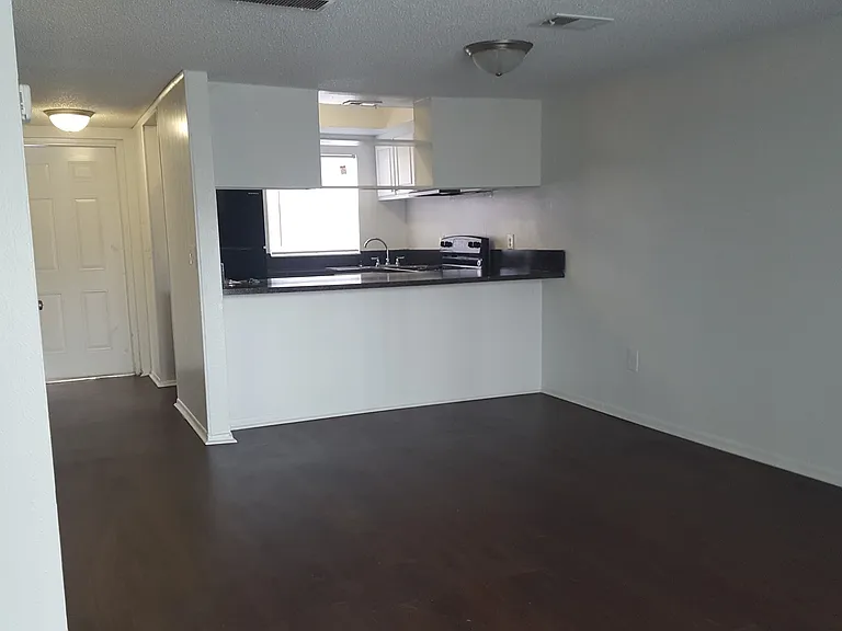 Oak Ridge Apartments — Photo 48